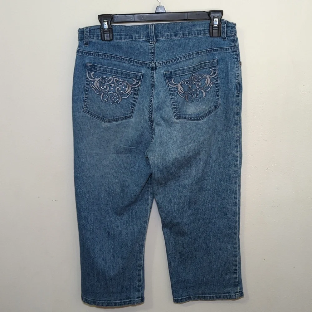 Gloria Vanderbilt Amanda Radiance Capri Denim with Stretch Women's Size 8